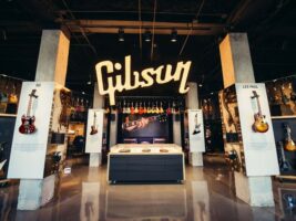 Gibson-Garage-London402000x1500