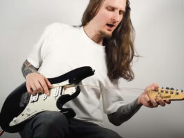 bernth-neckless-guitar402000x1500