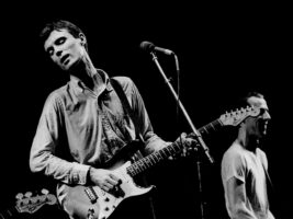 david-byrne-talking-heads402000x1500