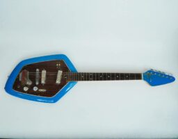 teisco-kurt-cobain