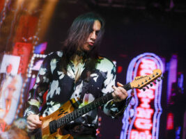 Nuno-Bennecourt-Rocknroll-2000x1500-1