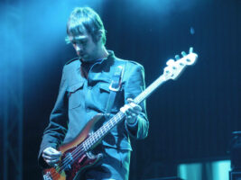 andy-bell-oasis402000x1500