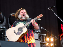 jack-black402000x1500