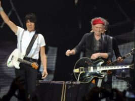 jeff-beck-keith-richards-brian-rasic-1-1