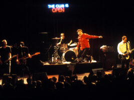 Guided-By-Voices-live-hero-credit-Anthony-Pidgeon-Redferns402000x1500