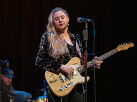 Joanne-Shaw-Taylor402000x1500