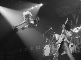 van-halen402000x1500