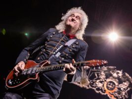 Brian-May402000x1500