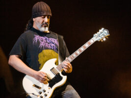 Kim-Thayil402000x1500