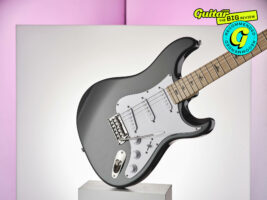 PRS-SE-Silver-Sky-Maple-hero-image-Adam-Gasson402000x1500