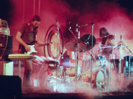 Pink-Floyd-performing-1973-credit-National-Archives-Smith-Collection-Gado-Getty-Images402000x1500