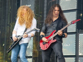 Megadeth-Kiko-Loureiro402000x1500