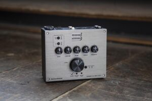 Seymour-Duncan-PS100-lifestyle