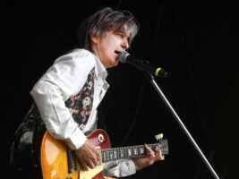 Eric-Johnson402000x1500