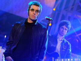 Liam-Gallagher-Noel-Gallagher-Oasis402000x1500