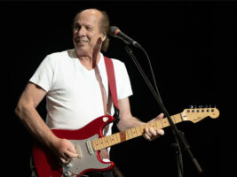 adrian-belew402000x1500