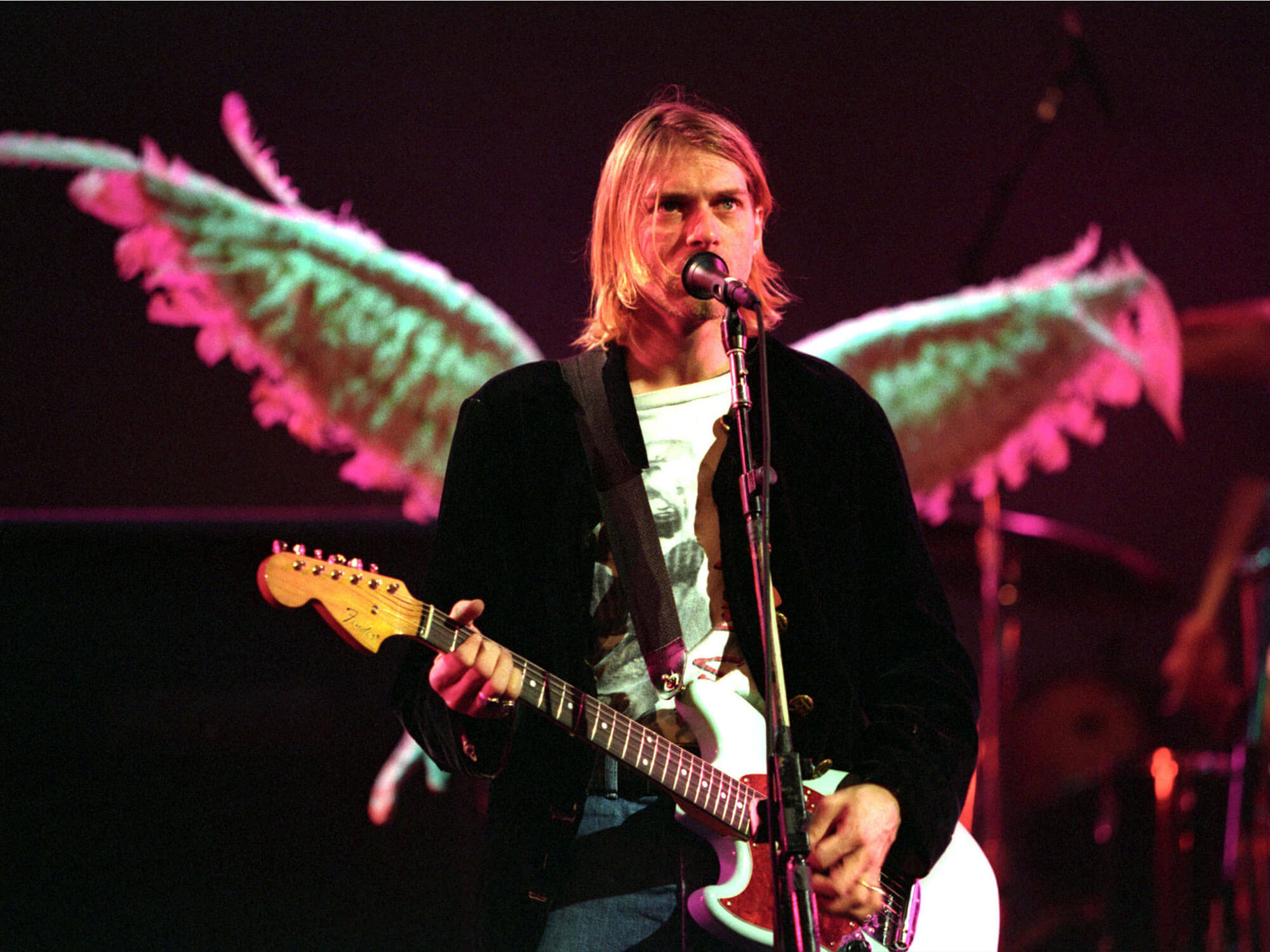 BBC to broadcast documentary charting the final moments of Kurt Cobain(00)