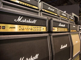 Marshall-Amps402000x1500