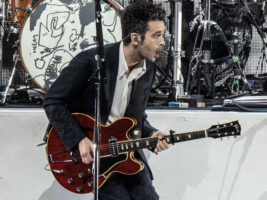 Matty-Healy-3402000x1500
