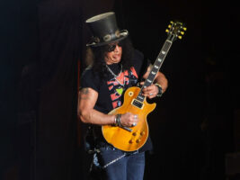 Slash-6402000x1500
