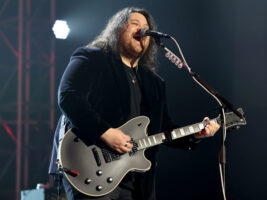 Wolfgang-Van-Halen-7402000x1500