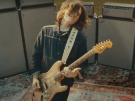 Fender-70th-Anniversary402000x1500