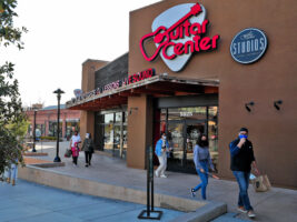 Guitar-Center402000x1500