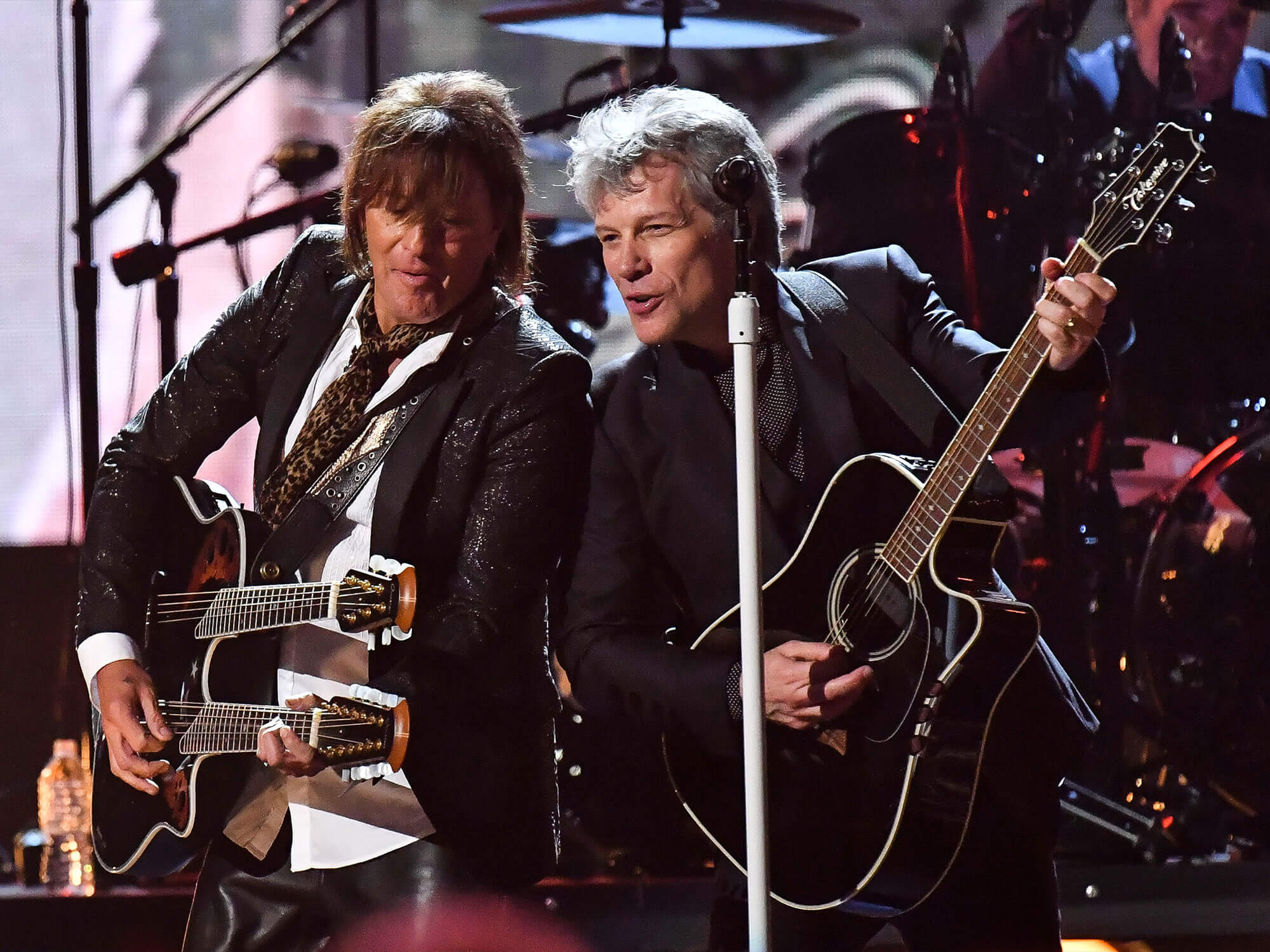 Jon Bon Jovi & Richie Sambora Bridge Over Troubled Water “He wasn’t kicked out. He quit”: Jon Bon Jovi on Richie Sambora’s Bon