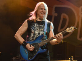 Steve-Morse-3402000x1500