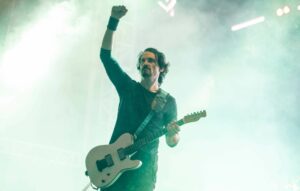 joe-dunplantier-gojira-medios-y-media-1