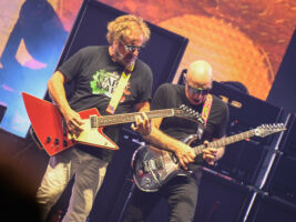 Sammy-Hagar-Joe-Satriani402000x1500