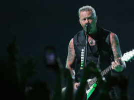 James-Hetfield402000x1500
