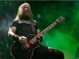 Gary-Holt-new402000x1500