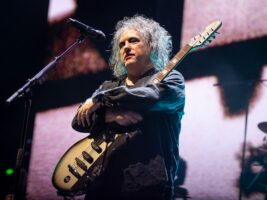 robert-smith-the-cure-getty-ticket-pricing-2000x1500-1
