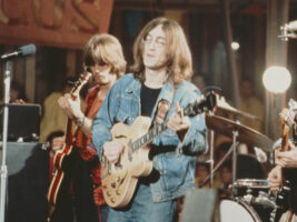 Eric-Clapton-John-Lennon402000x1500