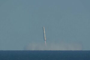 Starship-Booster-Splashdown