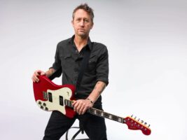 chris-shiflett-fender-press-1