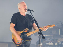 david-gilmour402000x1500-1