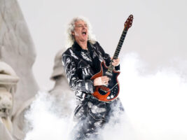Brian-May402000x1500