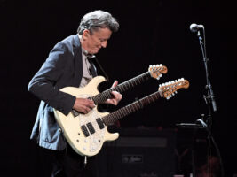 Eagles-Steuart-Smith402000x1500