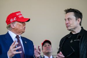 Elon-Musk-and-Donald-Trump-at-a-SpaceX-Launch-1