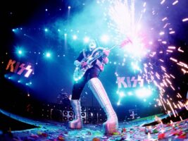 Kiss-Ace-Frehley402000x1500