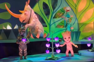 Small-World-Groot-Disney-Experiences-YouTube-Wani