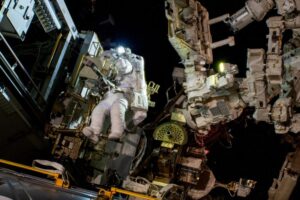 Suni-Williams-spacewalk