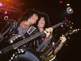 Kiss-Bruce-Kulick402000x1500
