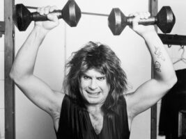 Ozzy-lifting-weights402000x1500