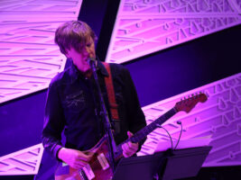 Thurston-Moore402000x1500