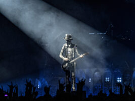 Ghost-Concert402000x1500