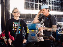 Mark-Hoppus-Tom-DeLonge402000x1500