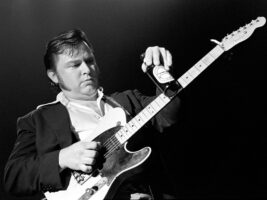 Danny-Gatton-image-Ebet-RobertsGetty-Images402000x1500